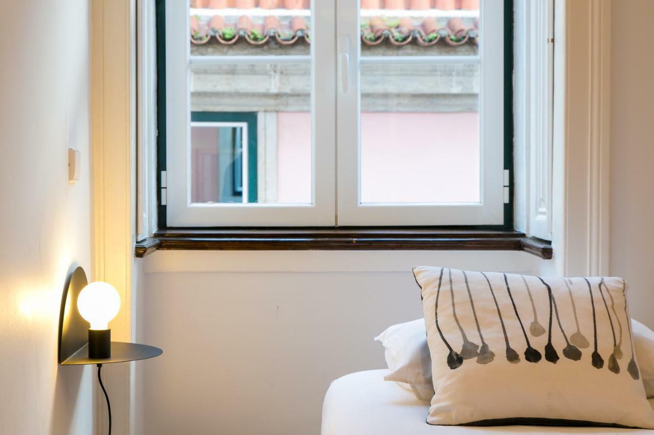 Joivy Splendid 2Br Flat In Bairro Alto, Nearby Luis De Camoes Square Apartment Lisbon Exterior photo